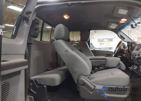 2014 Ford F-250 Xlt z USA, uszkodzony, nr VIN 1FT7X2BT6EEB72475